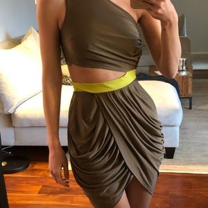 Bebe dress